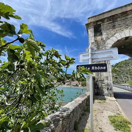 Chez Oanel *